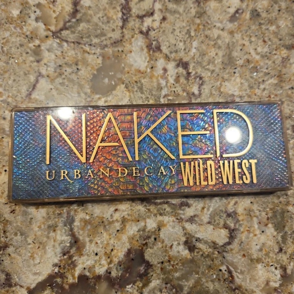 Urban Decay Naked Wild West Palette with Iridescent Hues